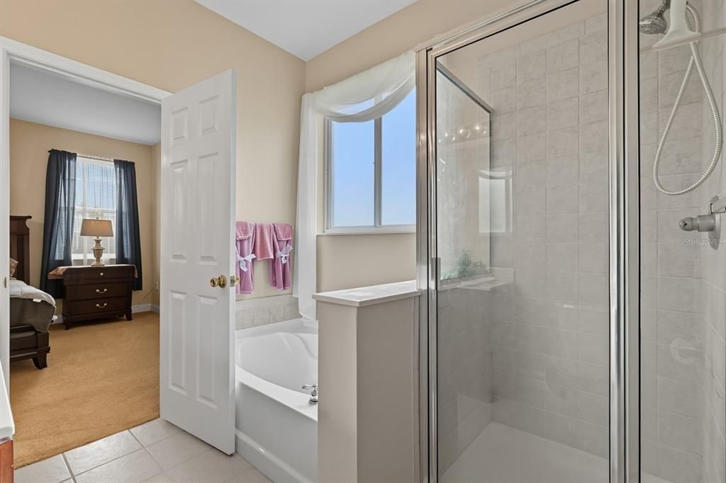 Active With Contract: $365,000 (4 beds, 2 baths, 2036 Square Feet)