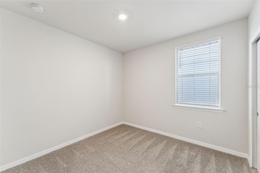 Под контрактом: $259,999 (3 спален, 2 ванн, 1269 Квадратных фут)