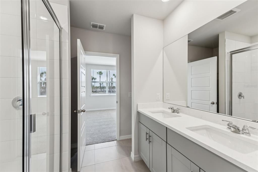 Под контрактом: $259,999 (3 спален, 2 ванн, 1269 Квадратных фут)