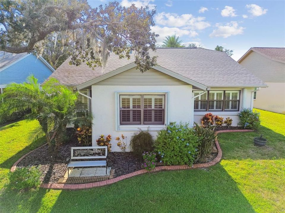 合同活跃: $269,000 (2 贝兹, 2 浴室, 1570 平方英尺)