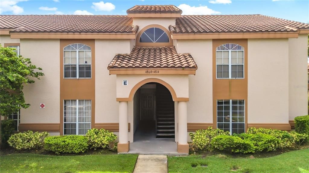 Activo con contrato: $210,000 (3 camas, 2 baños, 1263 Pies cuadrados)