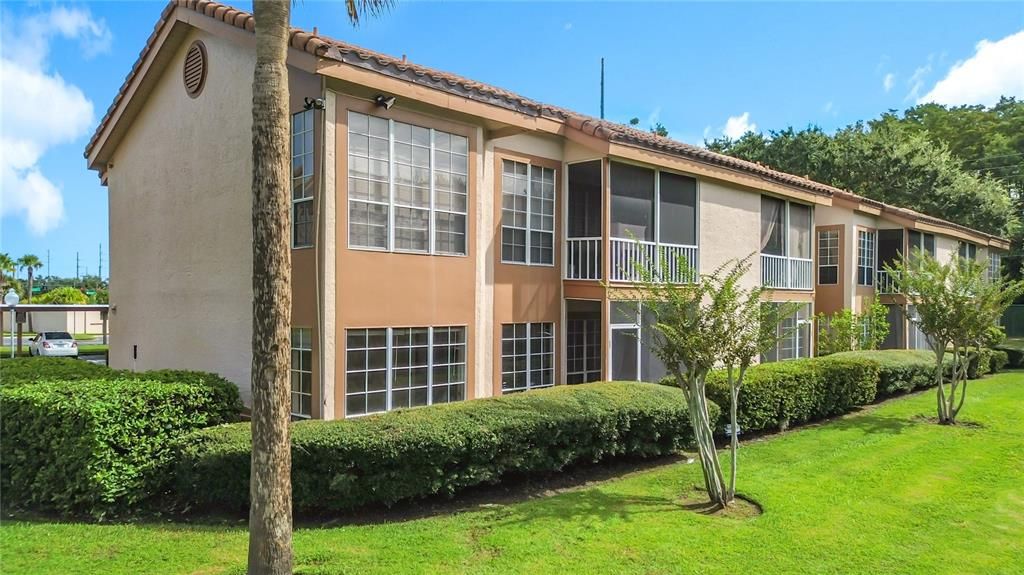 Activo con contrato: $210,000 (3 camas, 2 baños, 1263 Pies cuadrados)