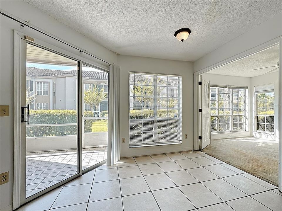 Activo con contrato: $210,000 (3 camas, 2 baños, 1263 Pies cuadrados)