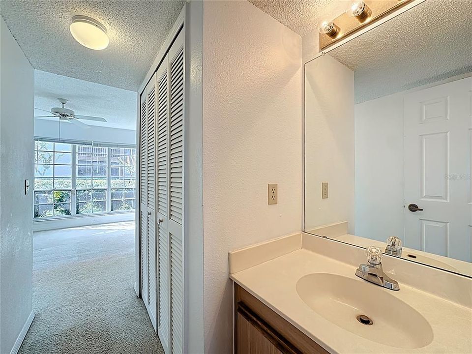 Activo con contrato: $210,000 (3 camas, 2 baños, 1263 Pies cuadrados)