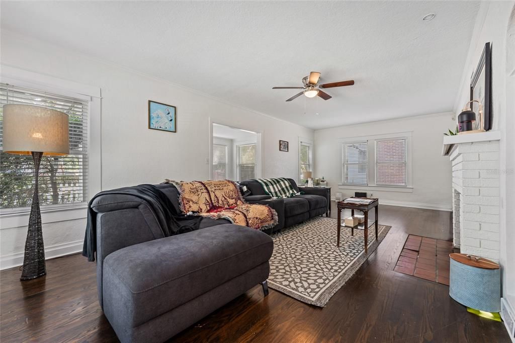 For Sale: $790,000 (3 beds, 2 baths, 2084 Square Feet)