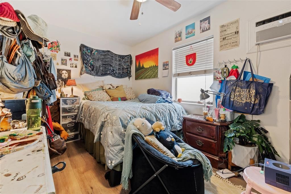 For Sale: $790,000 (3 beds, 2 baths, 2084 Square Feet)