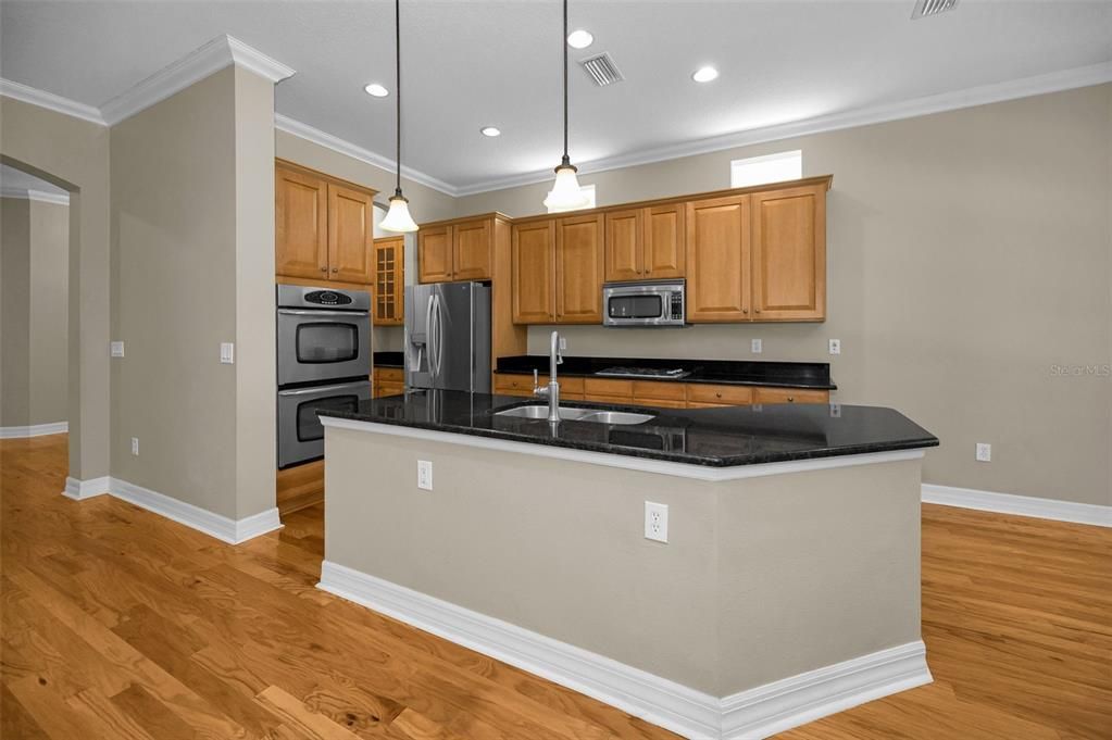 Active With Contract: $720,000 (4 beds, 3 baths, 2212 Square Feet)