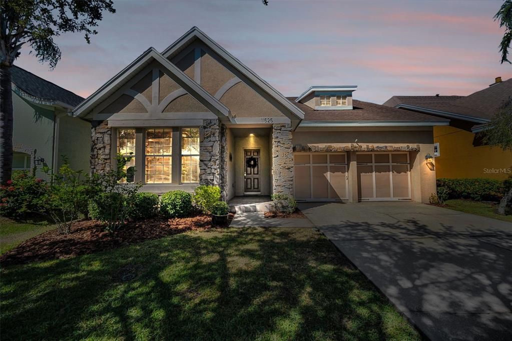 Active With Contract: $720,000 (4 beds, 3 baths, 2212 Square Feet)