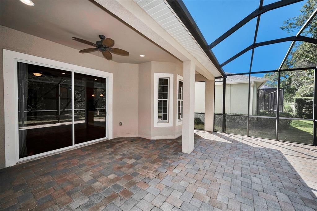 Active With Contract: $720,000 (4 beds, 3 baths, 2212 Square Feet)