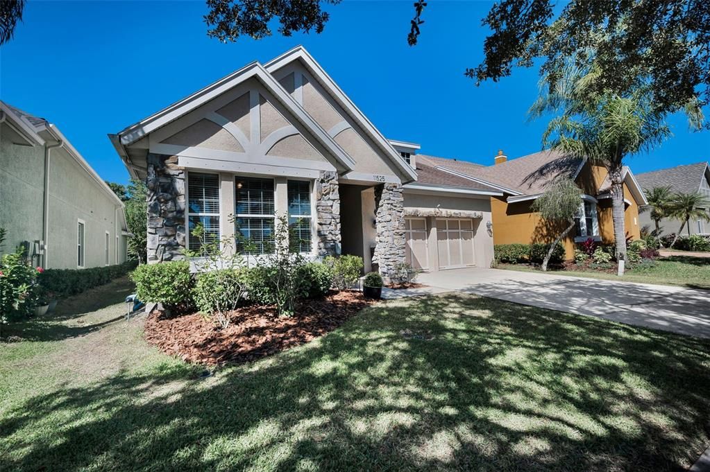 Active With Contract: $720,000 (4 beds, 3 baths, 2212 Square Feet)