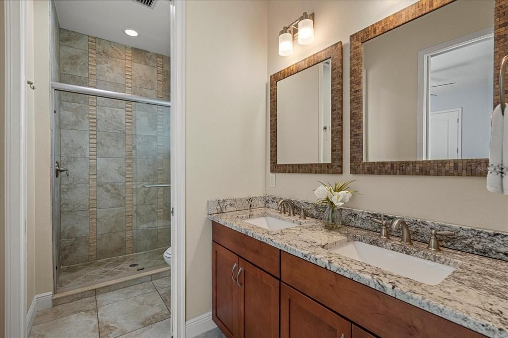 For Sale: $1,850,000 (5 beds, 4 baths, 4310 Square Feet)