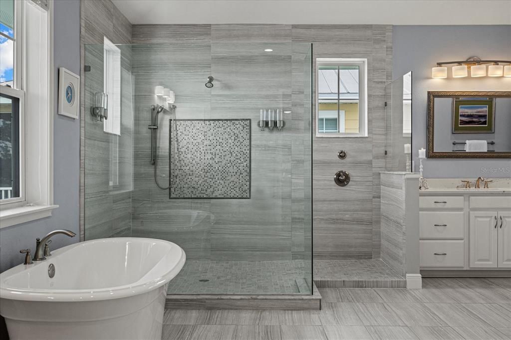 For Sale: $1,850,000 (5 beds, 4 baths, 4310 Square Feet)