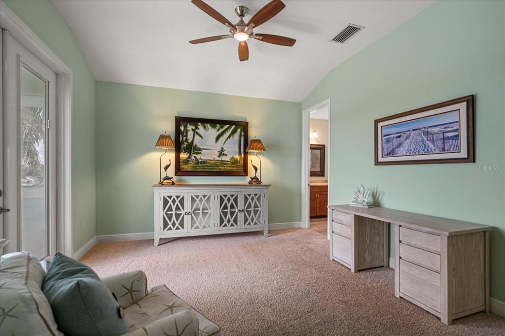 For Sale: $1,850,000 (5 beds, 4 baths, 4310 Square Feet)