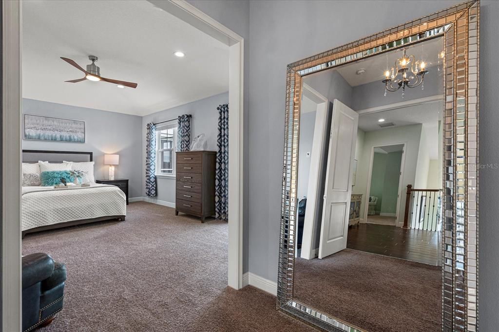 For Sale: $1,850,000 (5 beds, 4 baths, 4310 Square Feet)