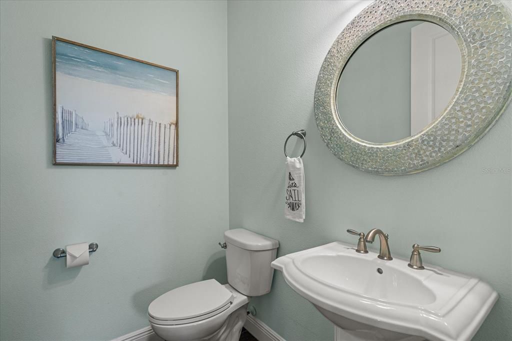 For Sale: $1,850,000 (5 beds, 4 baths, 4310 Square Feet)