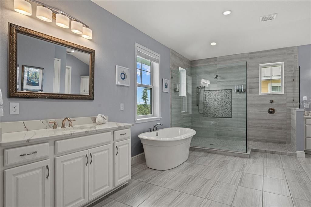 For Sale: $1,850,000 (5 beds, 4 baths, 4310 Square Feet)