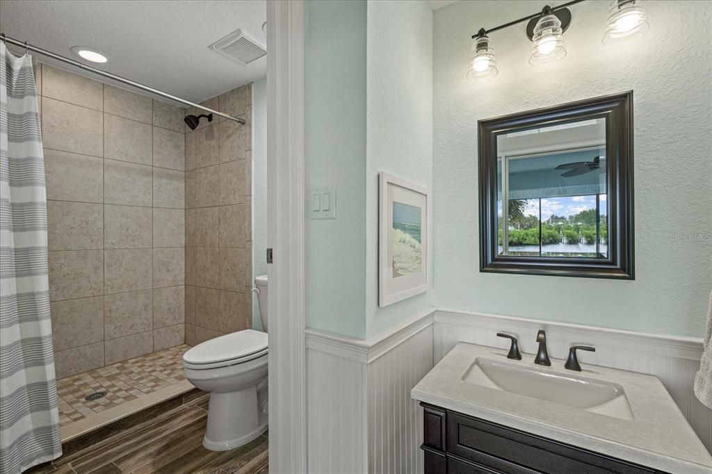 For Sale: $1,850,000 (5 beds, 4 baths, 4310 Square Feet)