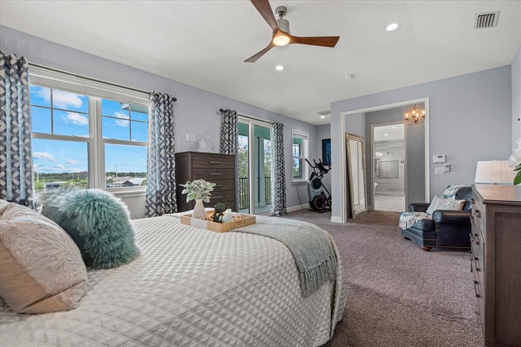 For Sale: $1,850,000 (5 beds, 4 baths, 4310 Square Feet)