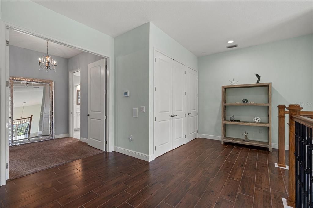 For Sale: $1,850,000 (5 beds, 4 baths, 4310 Square Feet)