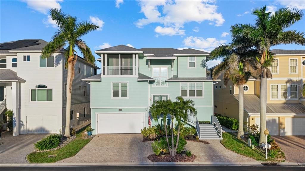 For Sale: $1,850,000 (5 beds, 4 baths, 4310 Square Feet)