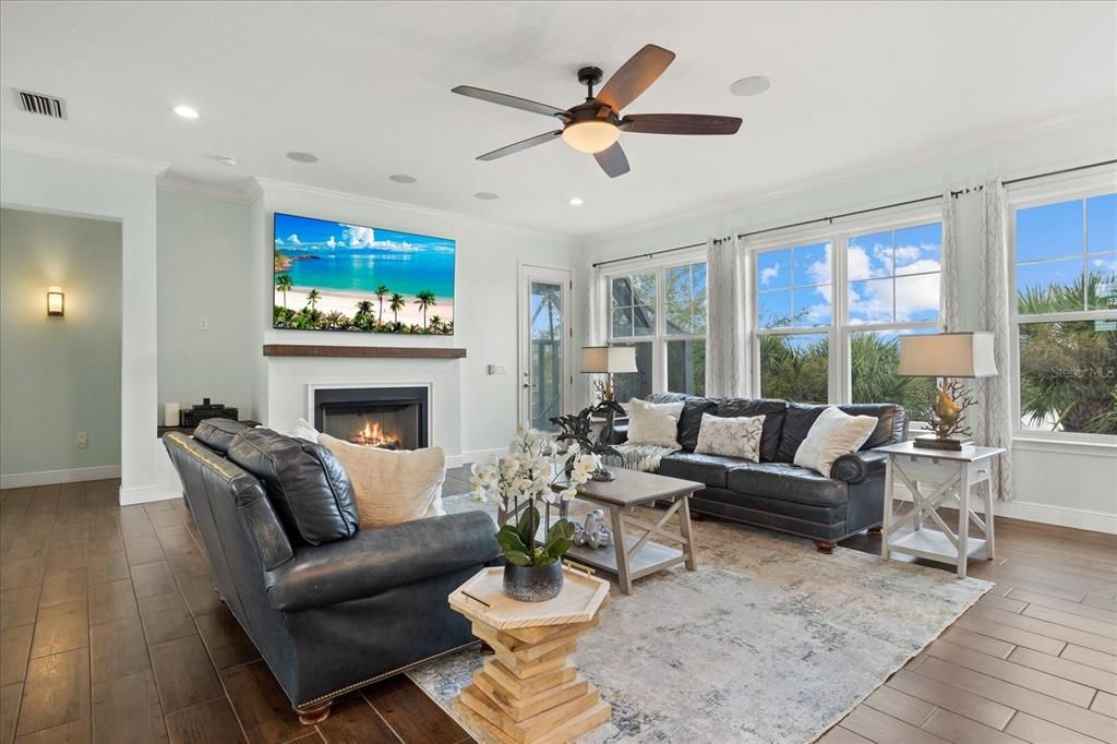 For Sale: $1,850,000 (5 beds, 4 baths, 4310 Square Feet)