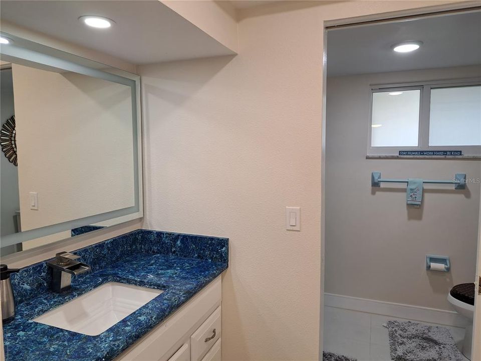 For Rent: $3,000 (2 beds, 2 baths, 1581 Square Feet)