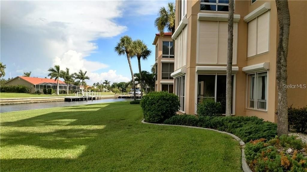 For Rent: $3,000 (2 beds, 2 baths, 1581 Square Feet)