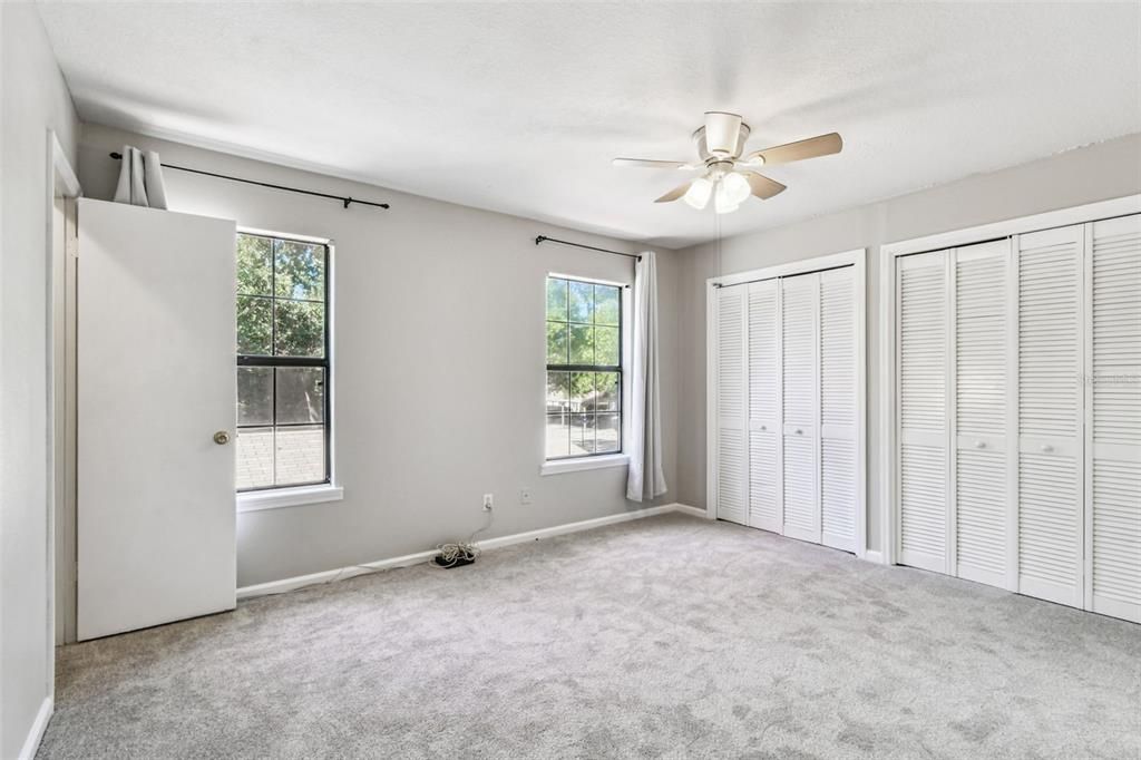 Active With Contract: $250,000 (2 beds, 2 baths, 1280 Square Feet)