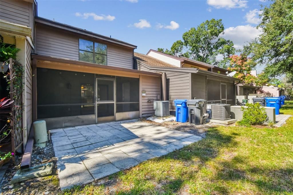 Active With Contract: $250,000 (2 beds, 2 baths, 1280 Square Feet)