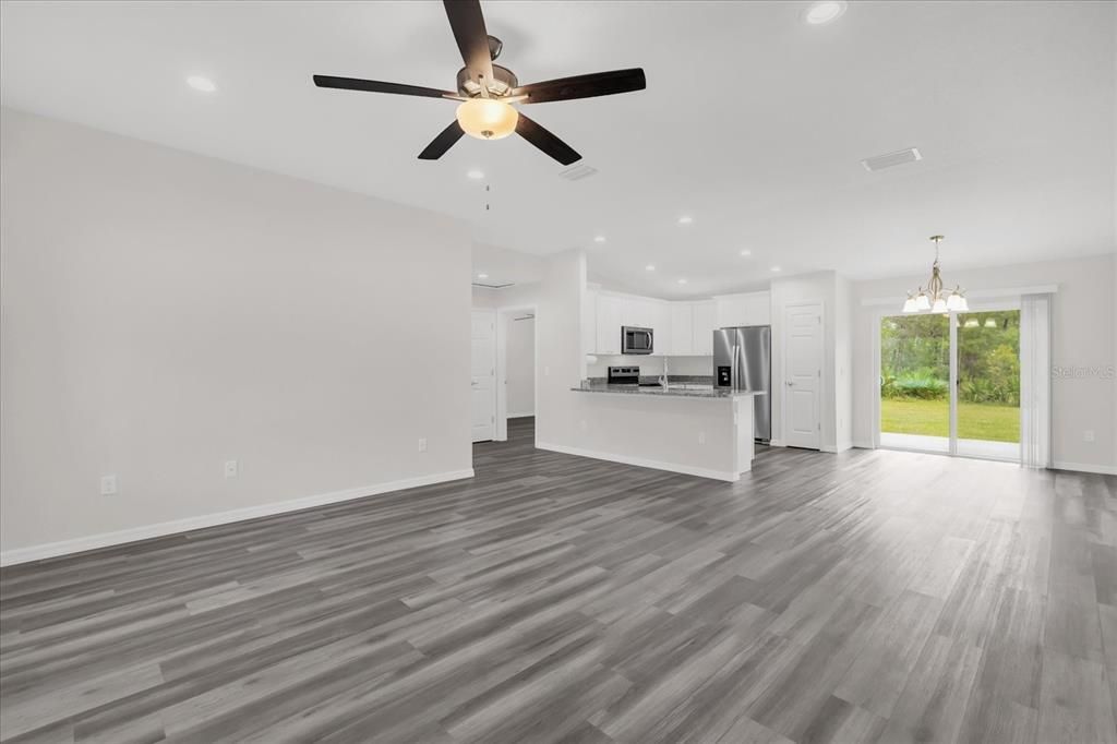 待售: $229,900 (3 贝兹, 2 浴室, 1316 平方英尺)