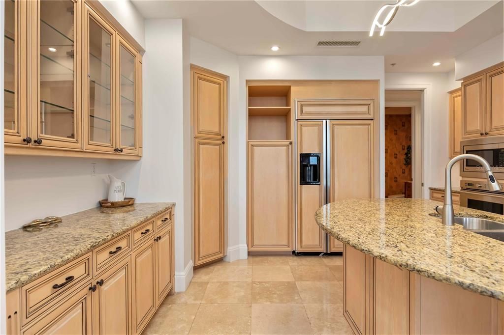 For Sale: $3,499,900 (3 beds, 3 baths, 3268 Square Feet)