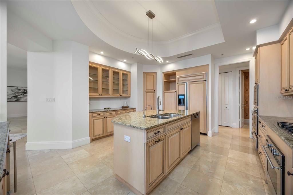 For Sale: $3,499,900 (3 beds, 3 baths, 3268 Square Feet)