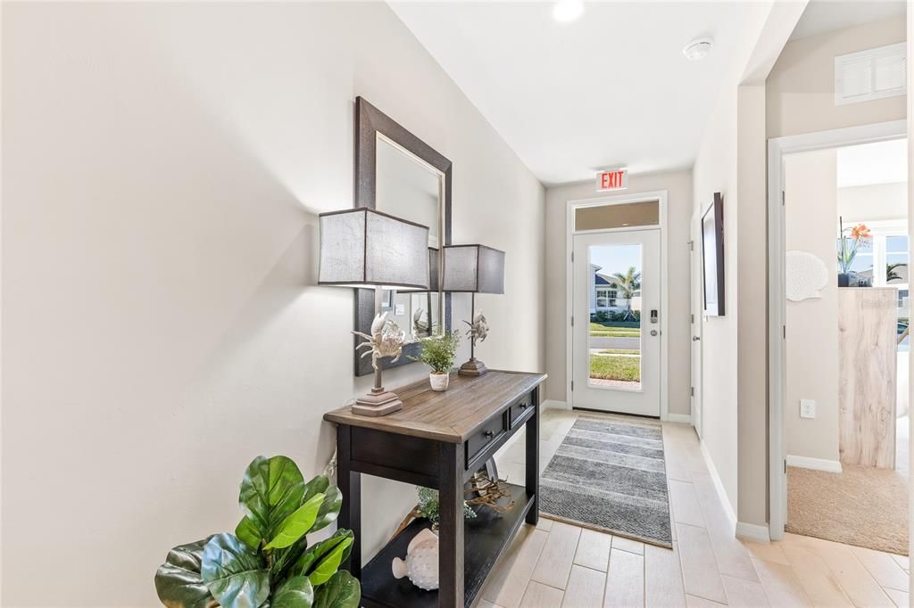 Active With Contract: $299,999 (4 beds, 2 baths, 1828 Square Feet)