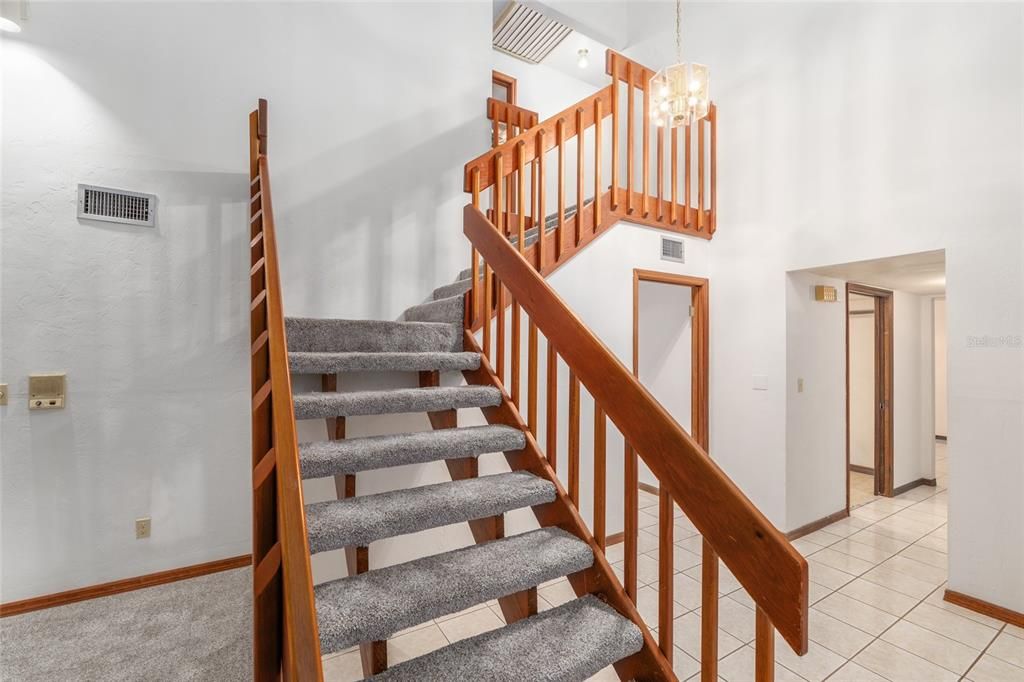 Active With Contract: $499,000 (4 beds, 2 baths, 2571 Square Feet)