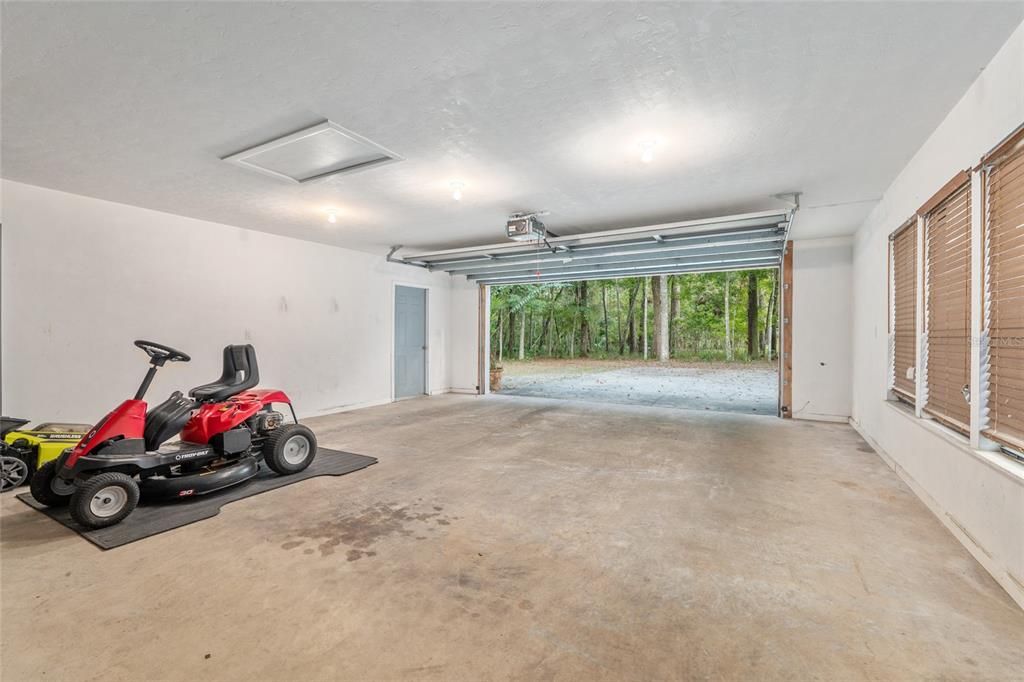 Active With Contract: $499,000 (4 beds, 2 baths, 2571 Square Feet)