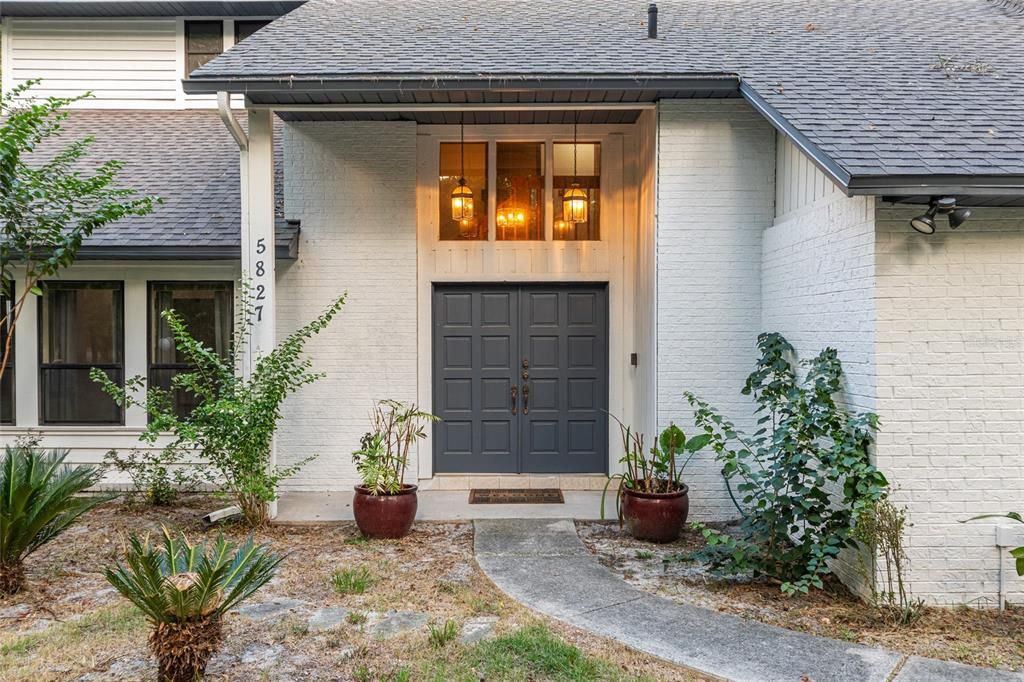 Active With Contract: $499,000 (4 beds, 2 baths, 2571 Square Feet)