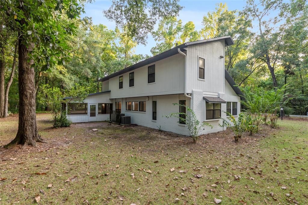 Active With Contract: $499,000 (4 beds, 2 baths, 2571 Square Feet)