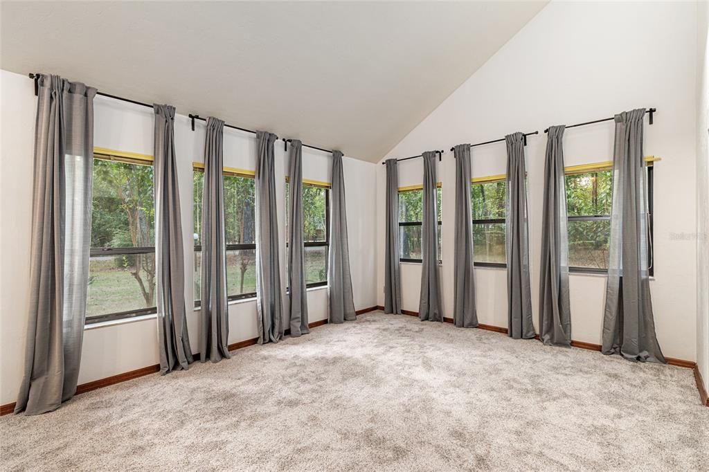 Active With Contract: $499,000 (4 beds, 2 baths, 2571 Square Feet)