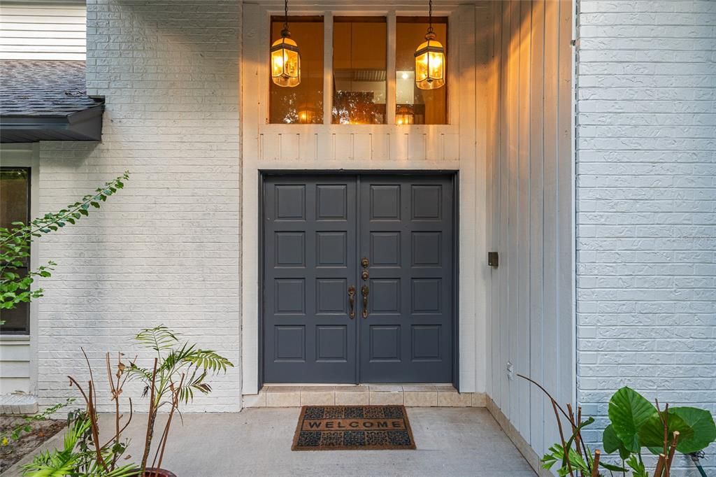 Active With Contract: $499,000 (4 beds, 2 baths, 2571 Square Feet)