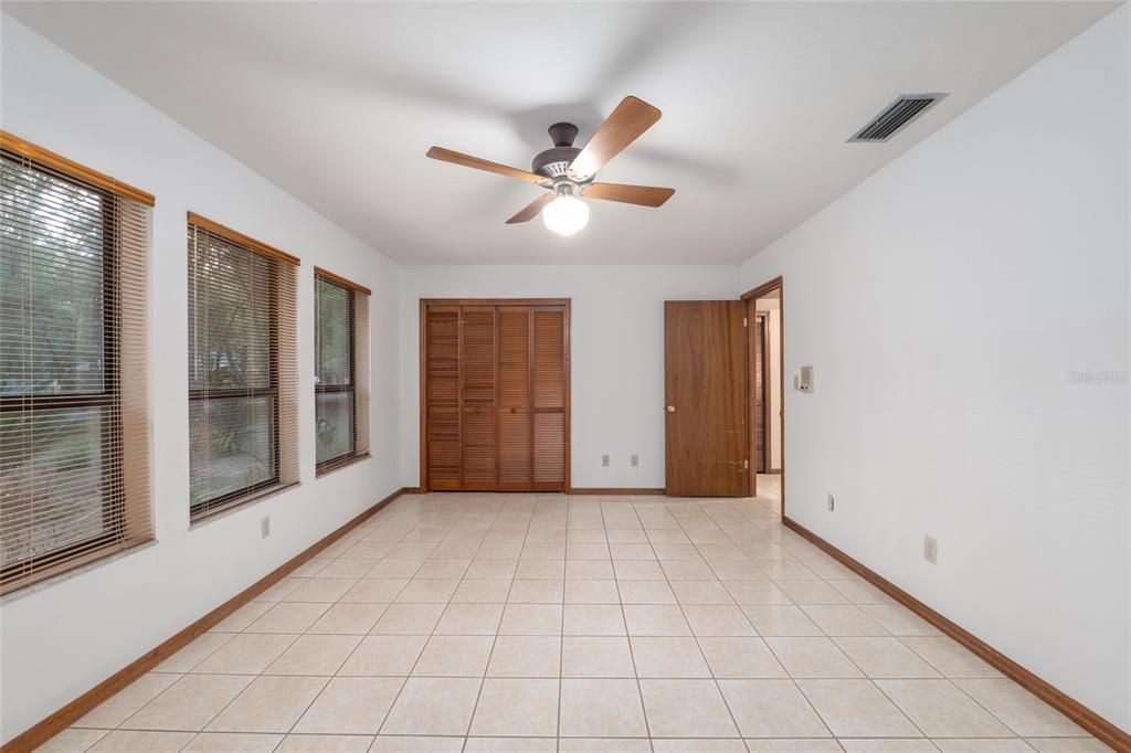 Active With Contract: $499,000 (4 beds, 2 baths, 2571 Square Feet)