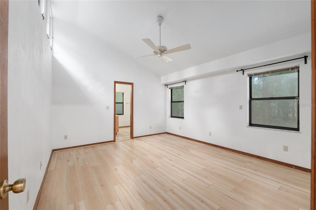 Active With Contract: $499,000 (4 beds, 2 baths, 2571 Square Feet)