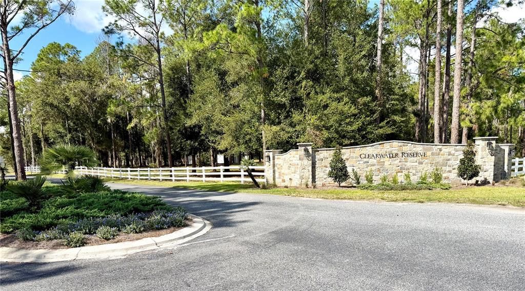 En Venta: $250,000 (10.07 acres)