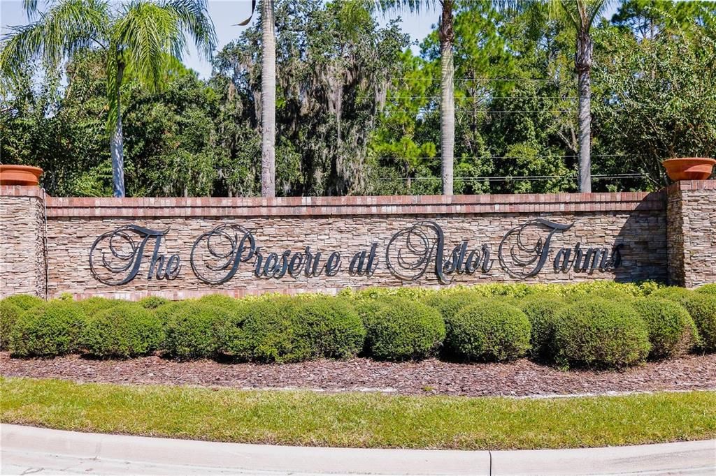 Activo con contrato: $2,995 (4 camas, 3 baños, 2278 Pies cuadrados)