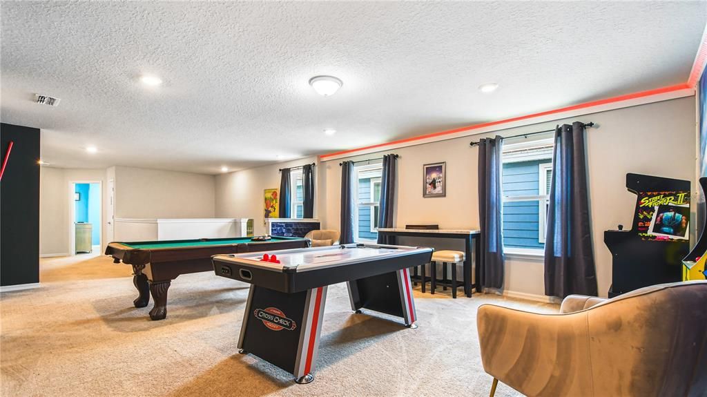 Active With Contract: $3,599 (7 beds, 5 baths, 3154 Square Feet)