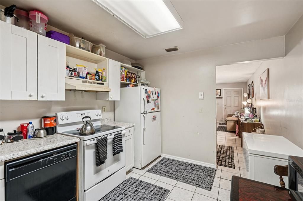 En Venta: $344,900 (4 camas, 0 baños, 1925 Pies cuadrados)