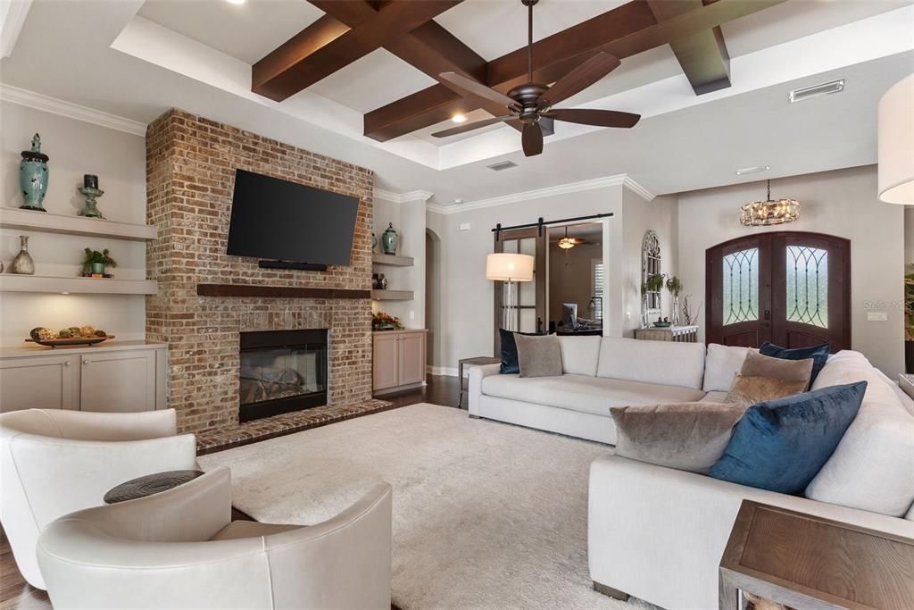 En Venta: $2,495,000 (6 camas, 5 baños, 5872 Pies cuadrados)