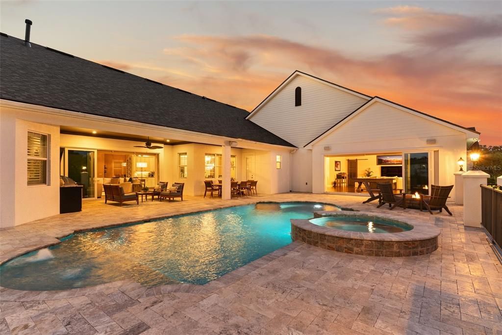 En Venta: $2,495,000 (6 camas, 5 baños, 5872 Pies cuadrados)