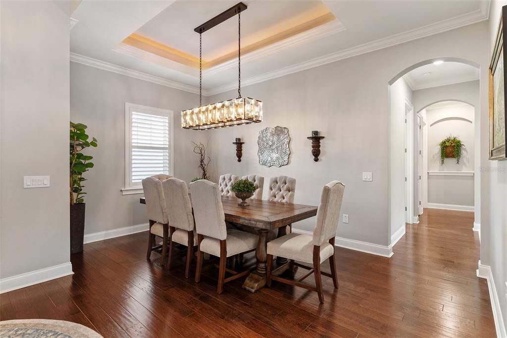 En Venta: $2,495,000 (6 camas, 5 baños, 5872 Pies cuadrados)