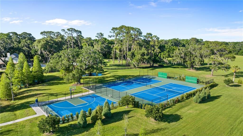 En Venta: $2,495,000 (6 camas, 5 baños, 5872 Pies cuadrados)