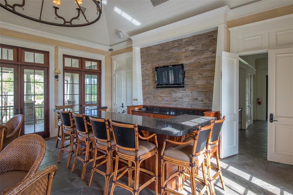 En Venta: $2,495,000 (6 camas, 5 baños, 5872 Pies cuadrados)